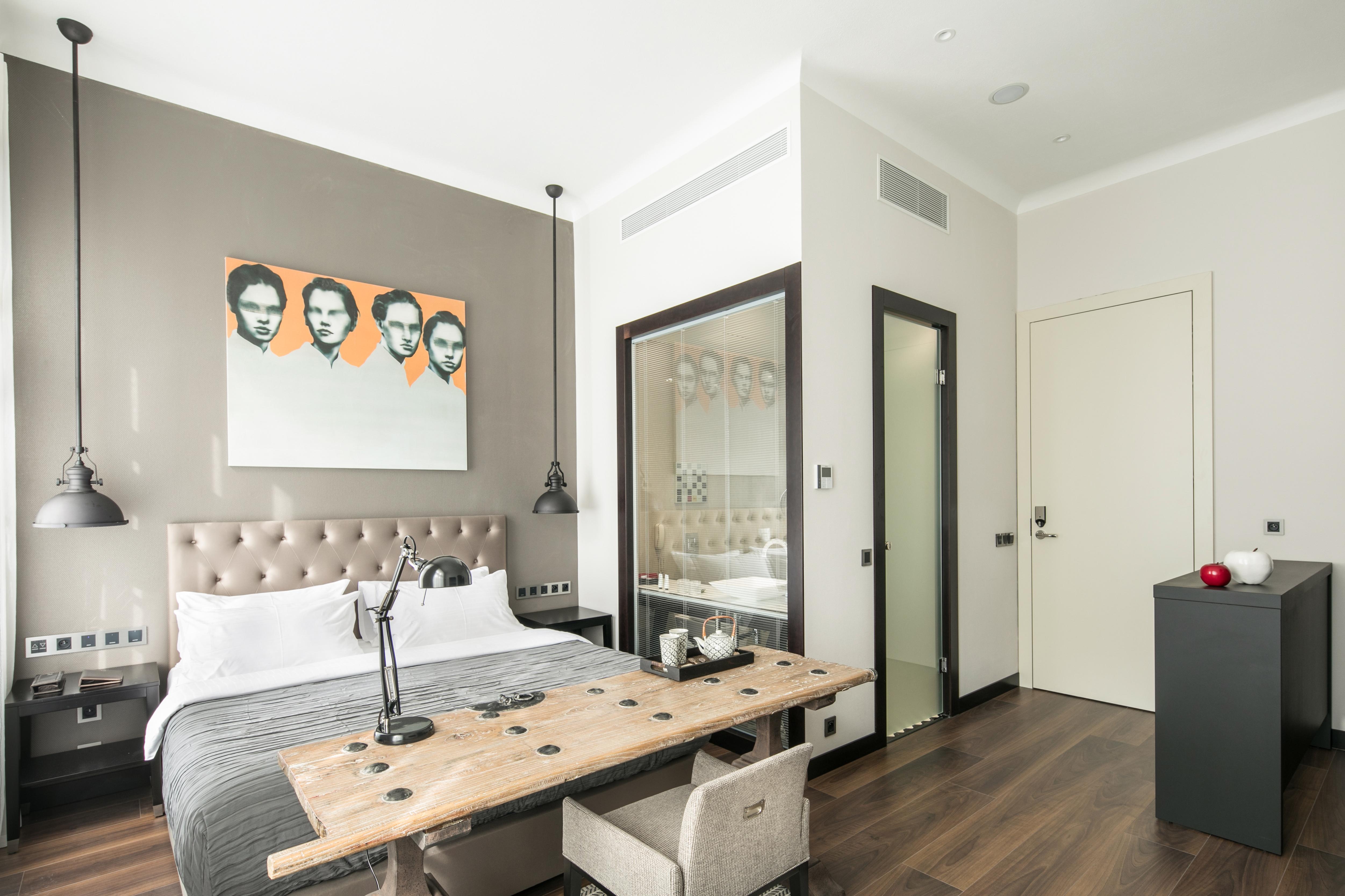 Quentin Otel Prag