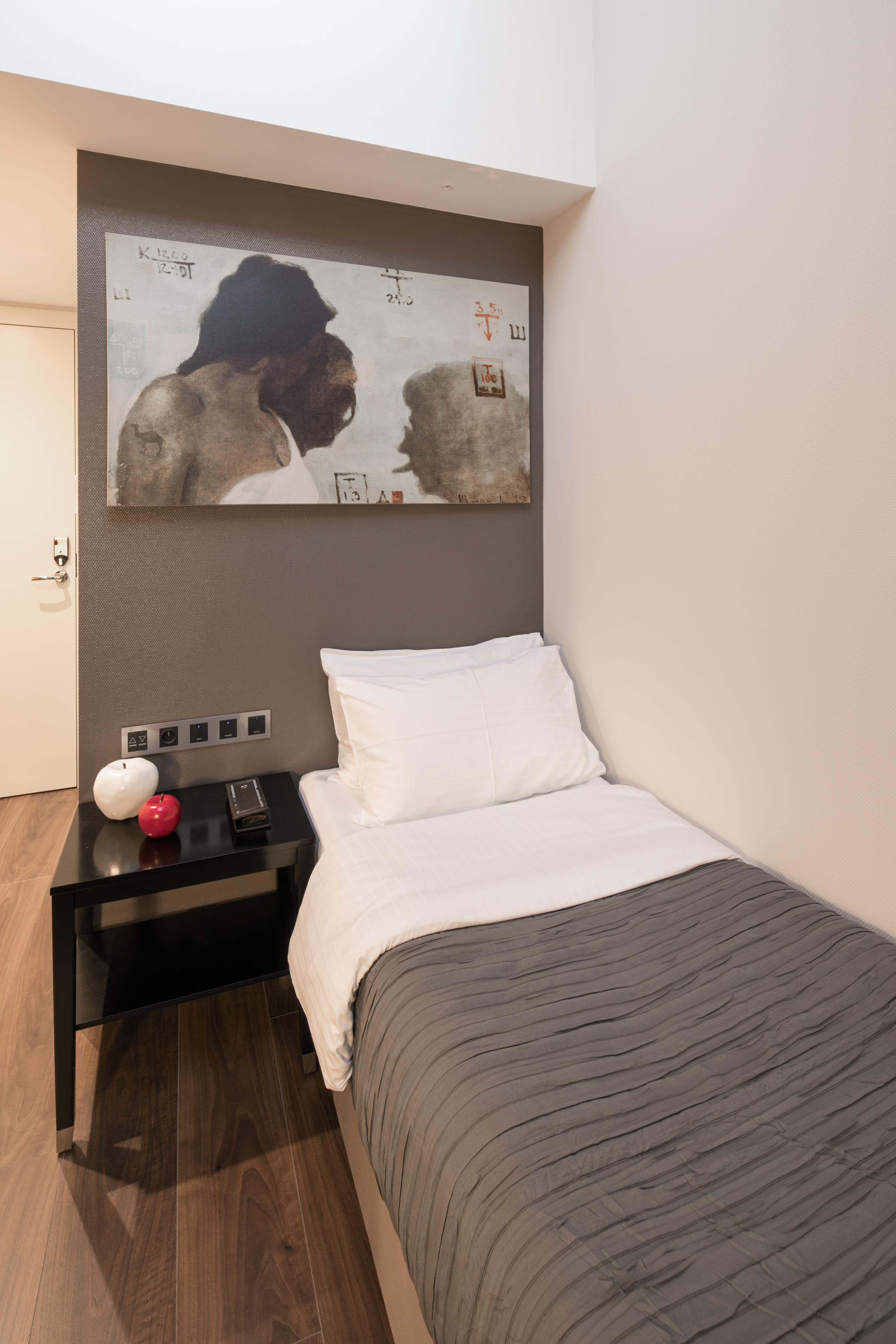 Otel Quentin 4*
